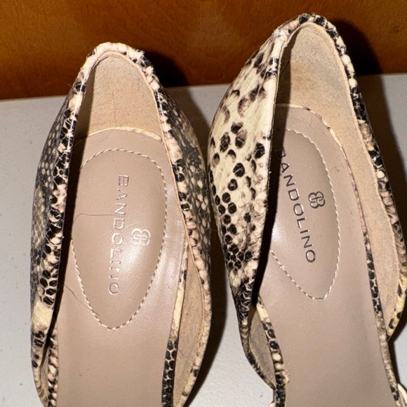 Bandolino Snakeskin Pattern Heels - Picture 8 of 12
